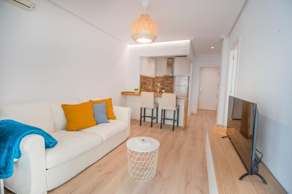 Feines Appartement Mit Hafenblick Santa Pola Exterior foto